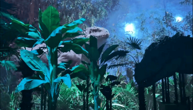 泰国侏罗纪世界：沉浸式体验户内弧形屏项目